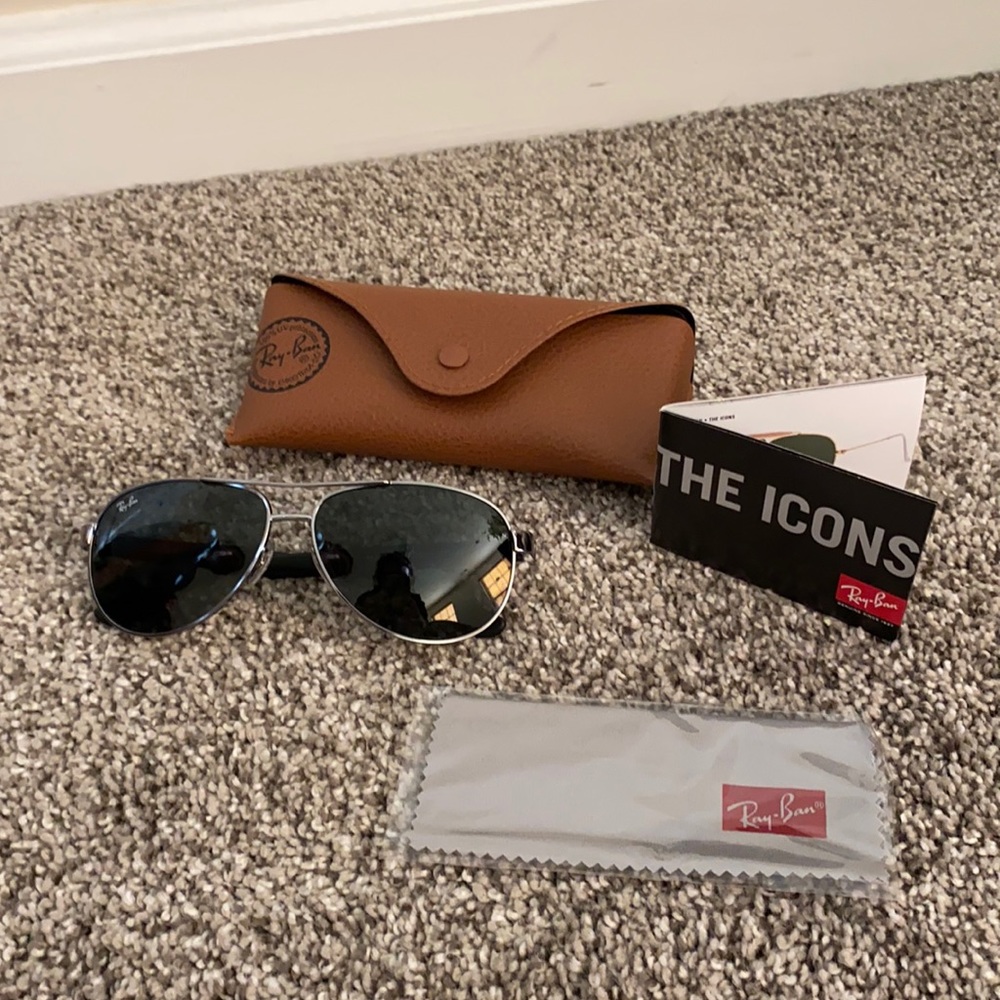 Ray Ban Aviator Sunglasses